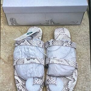 Chic Snake Print Sandals